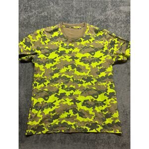 Uniqlo X Medicom Bearbrick UT Camo Shirt large